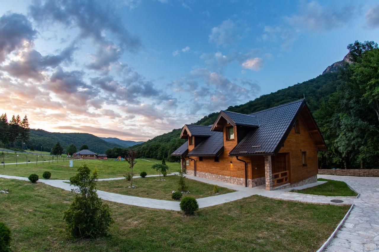 Vila "Maglic" Tjentiste Dış mekan fotoğraf
